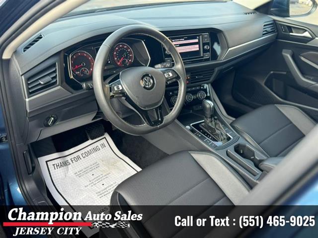 Used 2021 Jetta SE Auto for s image 6