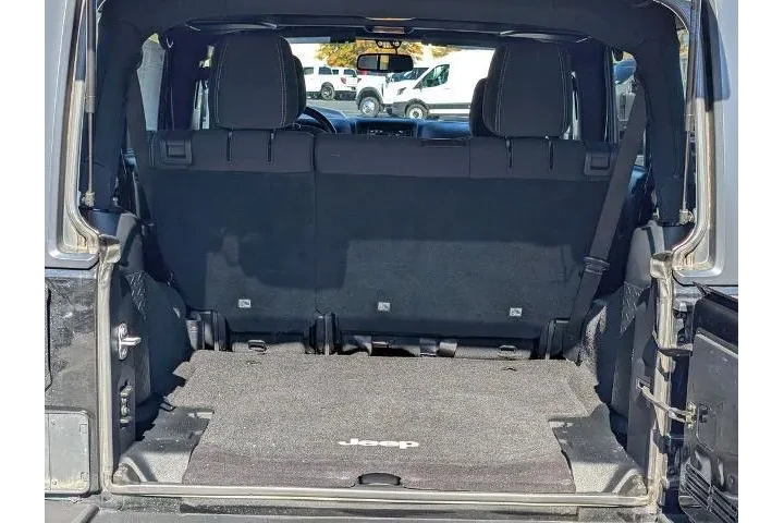 $26650 : Jeep Wrangler Unlimited 2017 image 7