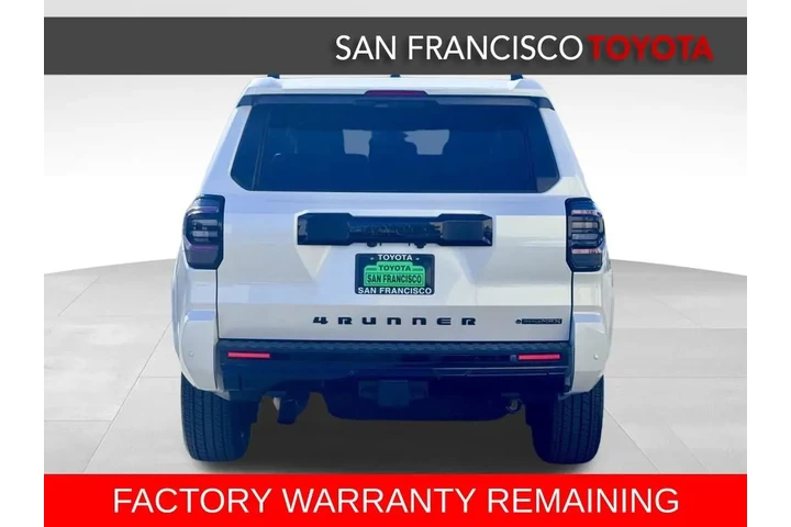 $3108 : Gold Certified 2026 4Runner i image 4