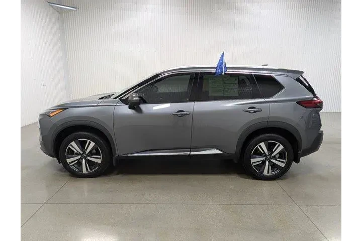 $24529 : Nissan Rogue 2023 AWD SL 4dr image 1