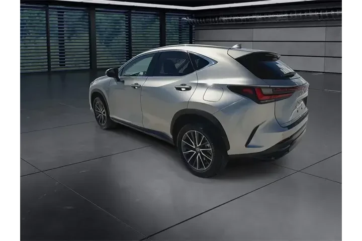 $39988 : Lexus NX 250 2024 Premium 4d image 6