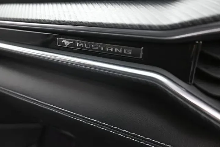 $32991 : Ford Mustang 2024 EcoBoost 2 image 10