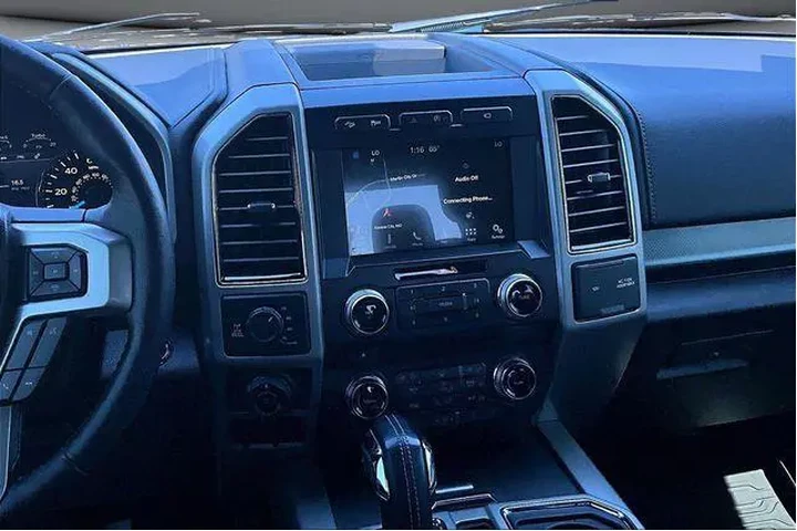 $24000 : Ford F-150 2017 4x4 Lariat 4 image 10