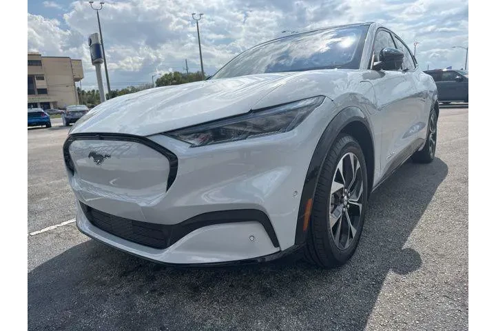 $29596 : Ford Mustang Mach-E 2023 Pre image 5