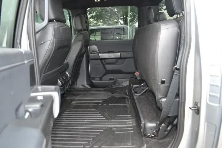 $39989 : Ford F-150 2022 4x4 XL 4dr S image 5