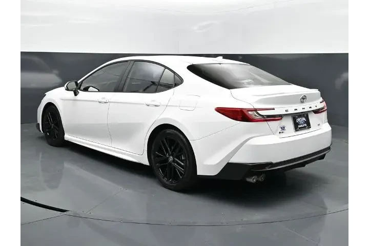 $29378 : Toyota Camry 2025 SE 4dr Sed image 5