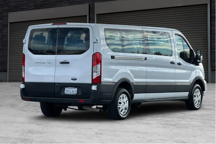 $33693 : Ford Transit 2023 350 XL 3dr image 4