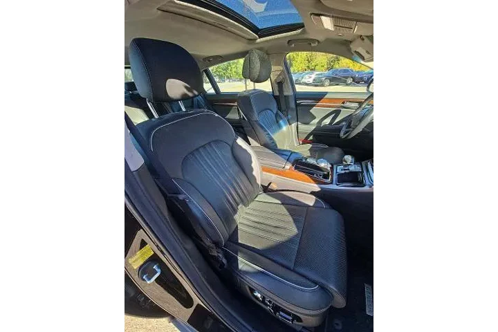 $27999 : Genesis G90 2019 3.3T Premiu image 9