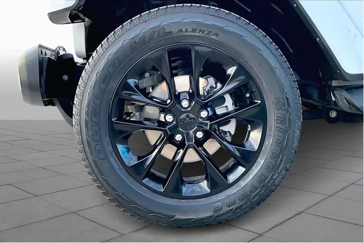 $34367 : Jeep Wrangler 2023 4x4 Sahar image 10