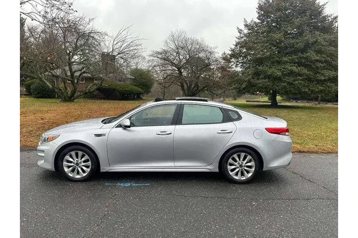 $6800 : Kia Optima 2017 EX 4dr Sedan image 5