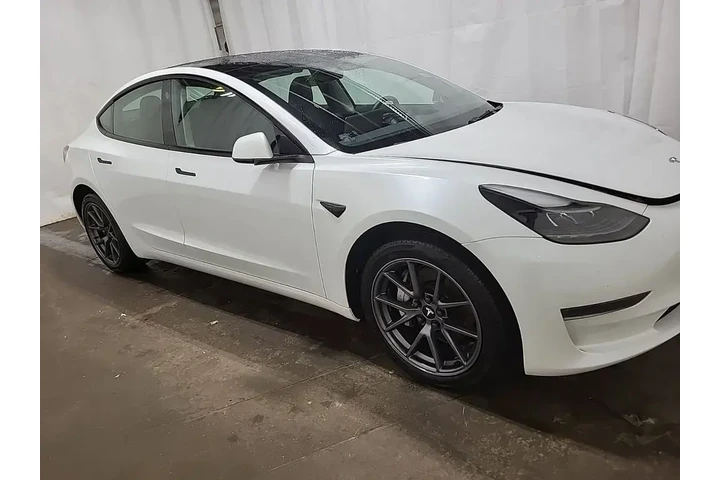 $24690 : Tesla Model 3 2023 4dr Sedan image 2