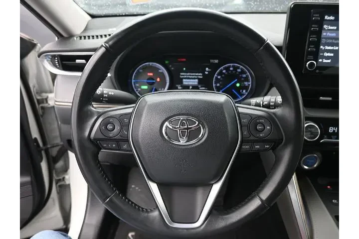 $26997 : Toyota Venza 2022 AWD XLE 4d image 6