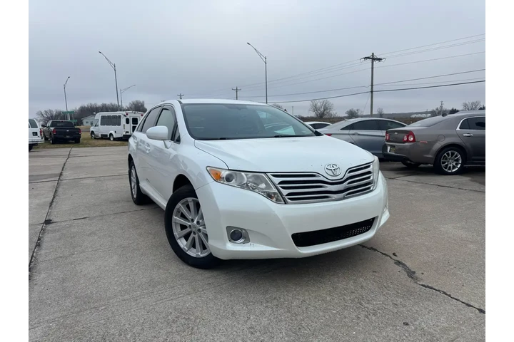 $9999 : 2012 Venza LE I4 FWD image 9