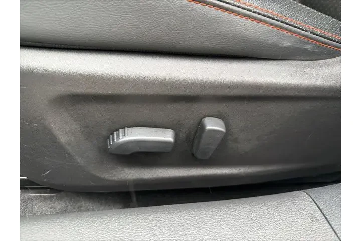 $22233 : Nissan Altima 2025 2.5 SR 4d image 10