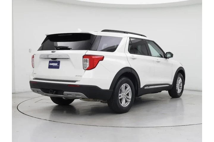 $27998 : Ford Explorer 2022 AWD XLT 4 image 8