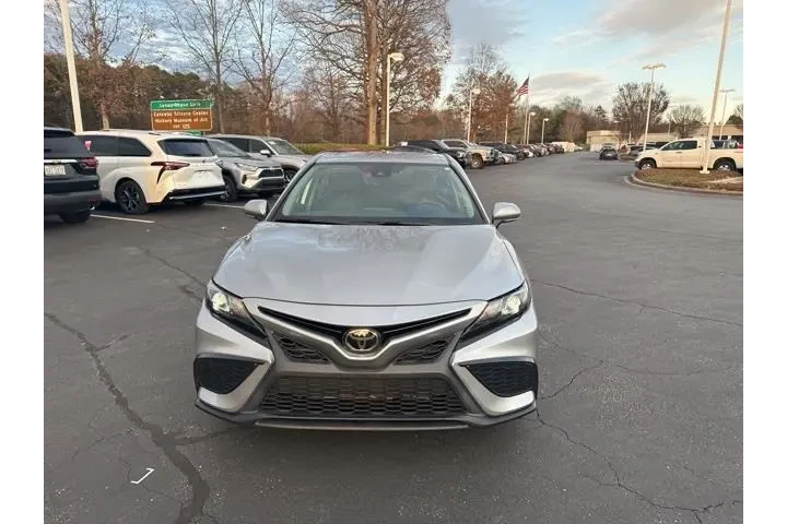 $23438 : Toyota Camry 2022 SE 4dr Sed image 2