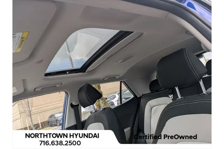 $18910 : Hyundai VENUE 2023 SEL 4dr C image 10