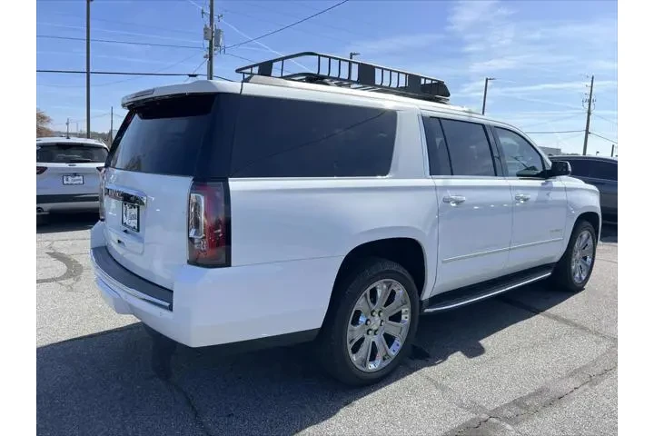 $31648 : GMC Yukon XL 2019 4x4 Denali image 7