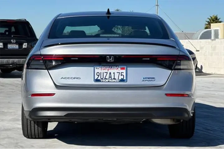 $29651 : Honda Accord Hybrid 2025 Spo image 4