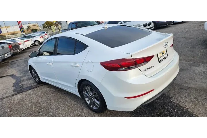 $9499 : 2018 Elantra image 4