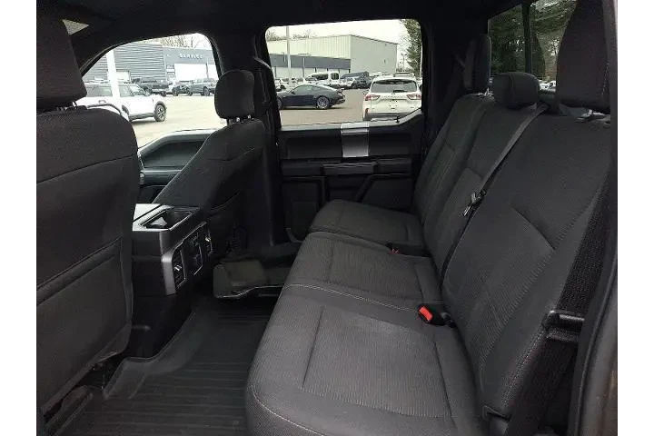 $18495 : Ford F-150 2016 4x4 Lariat 4 image 10