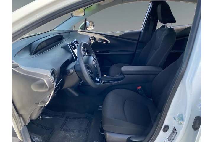 $20882 : Toyota Prius 2022 image 9