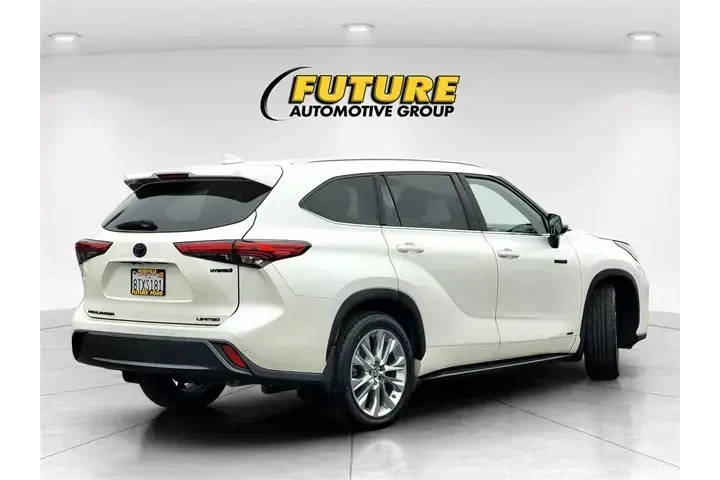 $29997 : Toyota Highlander Hybrid 202 image 4