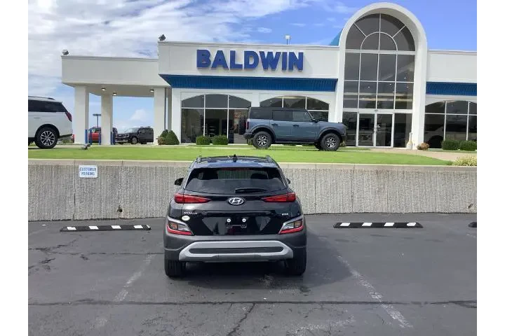 $26950 : Hyundai KONA 2023 AWD SEL 4d image 6