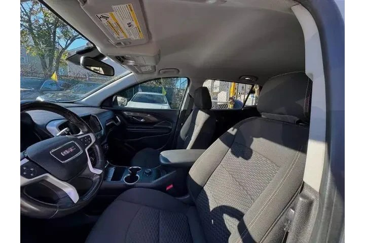 2018 GMC TERRAIN2018 GMC TERR image 5