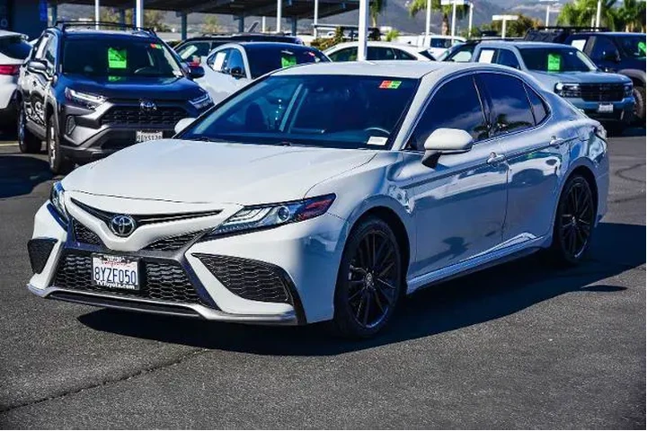 $25995 : Toyota Camry 2022 XSE 4dr Se image 3