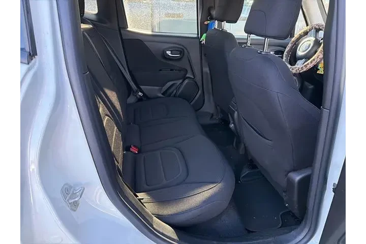 $19234 : Jeep Renegade 2021 4x4 Latit image 10