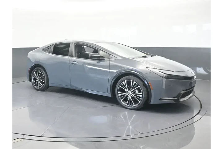 $26996 : Toyota Prius 2023 LE 4dr Hat image 8