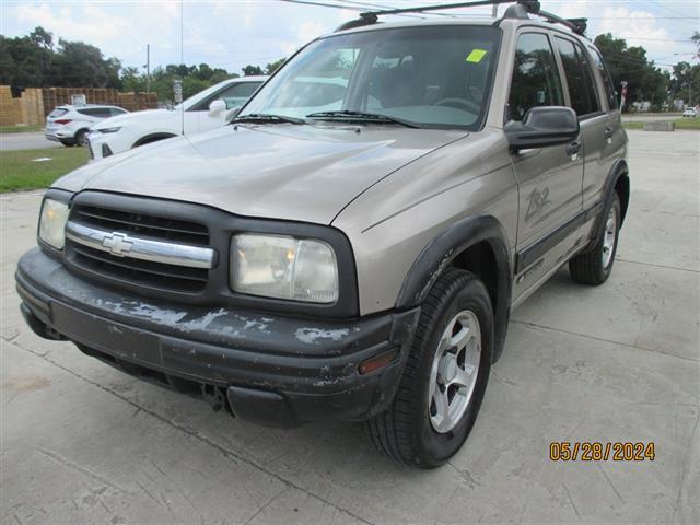 $7495 : 2003 Tracker image 1