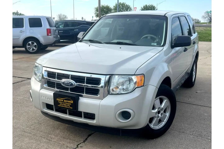 $4999 : 2009 Escape XLS FWD AT image 4