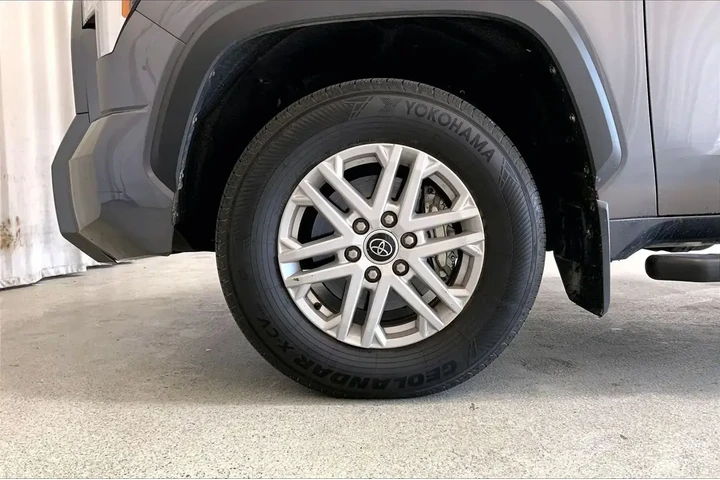 $38211 : Toyota Tundra 2024 4x2 SR5 4 image 6