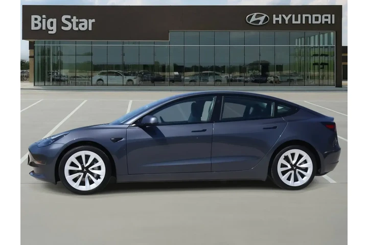 $24588 : Tesla Model 3 2023 4dr Sedan image 2