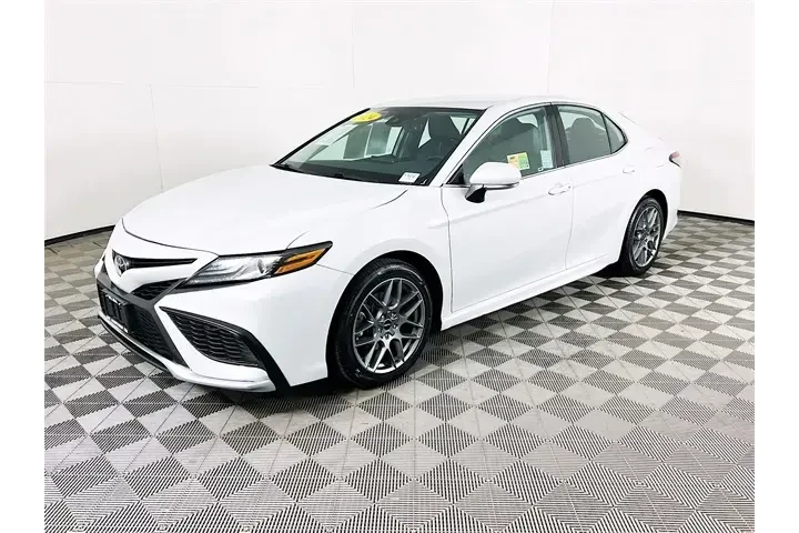 $28800 : Toyota Camry 2024 XSE 4dr Se image 3