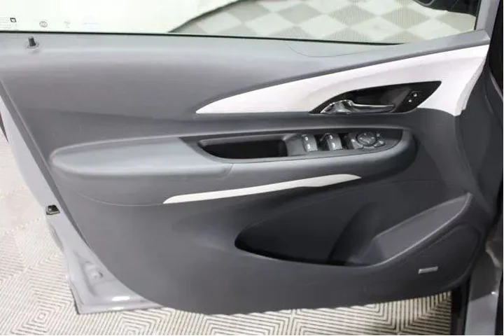 $15982 : Chevrolet Bolt EV 2020 Premi image 6