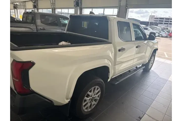 $30483 : Toyota Tacoma 2024 4x2 SR 4d image 6