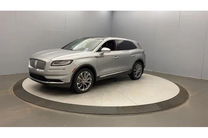 $34999 : Lincoln Nautilus 2021 AWD Re image 9