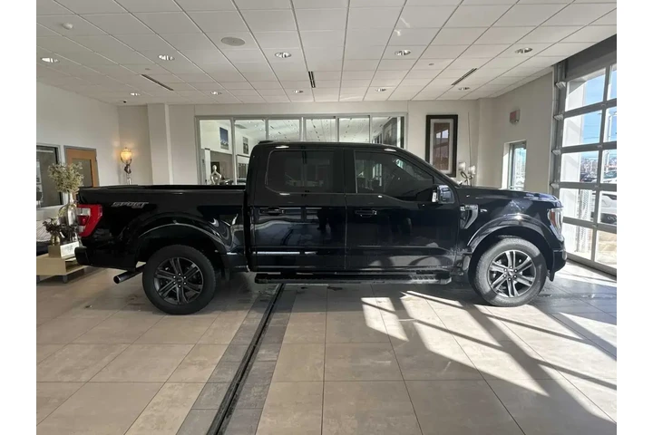 $37485 : Ford F-150 2021 4x4 Lariat 4 image 2