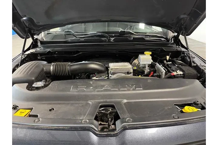 $31530 : Ram 1500 2021 4x4 Laramie 4d image 9