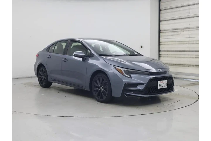 $27998 : Toyota Corolla Hybrid 2024 S image 1