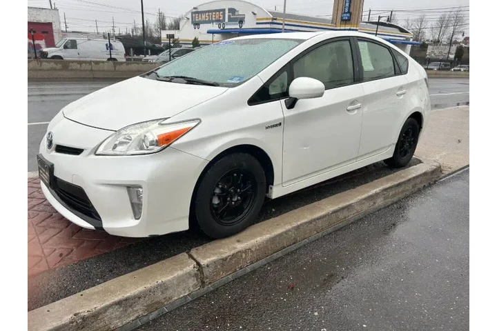 $6995 : 2013 Prius One image 8