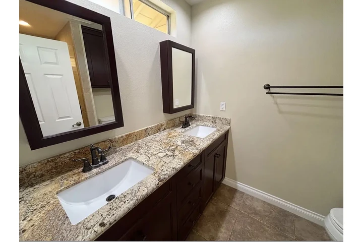 $1450 : - 3 habitaciones - 2 baños - 1 image 1