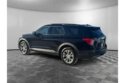 $26216 : Ford Explorer 2022 AWD XLT 4 thumbnail