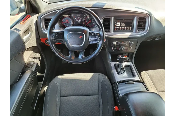 $21700 : Dodge Charger 2019 SXT 4dr S image 6