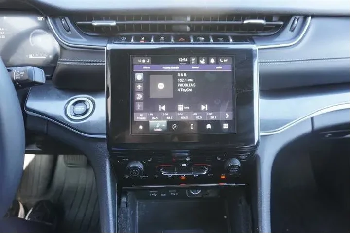 $28488 : Jeep Grand Cherokee L 2023 4 image 8