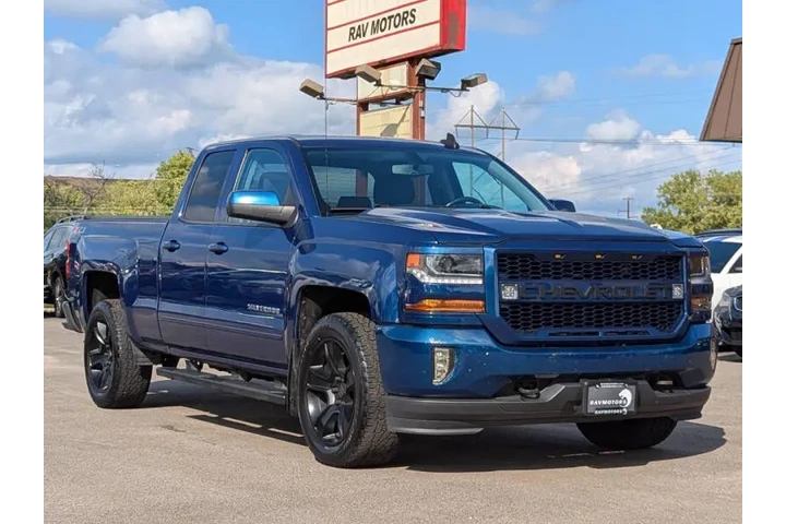 $16954 : 2018 Silverado 1500 LT Z71 image 6
