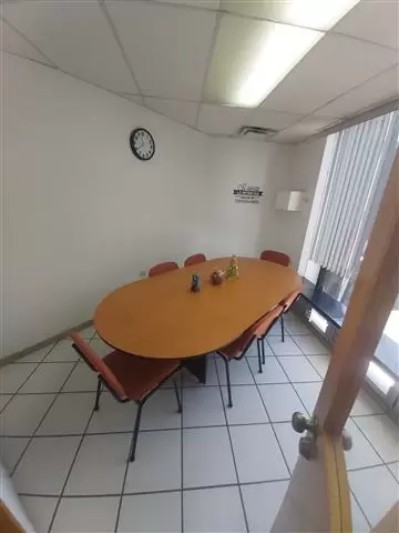 $4640 : oficinas en renta image 3